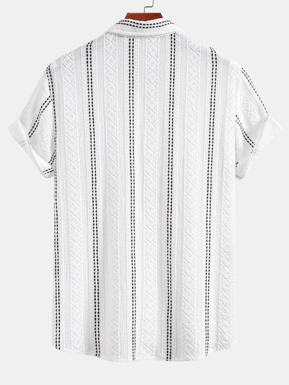 Camisa de jacquard a rayas geométricas con botones y pantalones de lino de pierna recta
