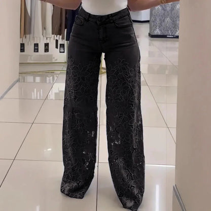Vaqueros Aria™ en Denim Moderno con Encaje Floral
