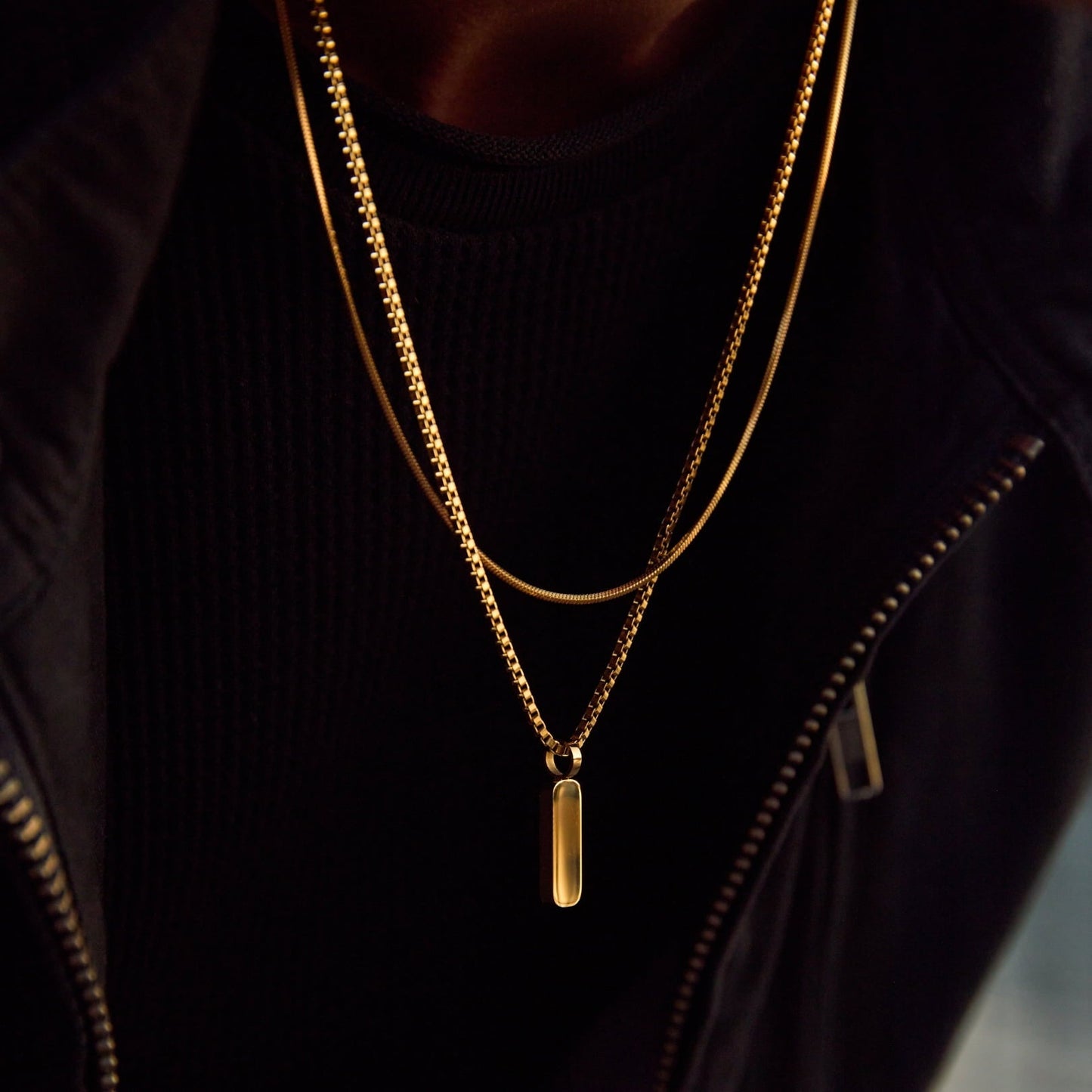 Dúo de Collares con Colgantes Minimalistas