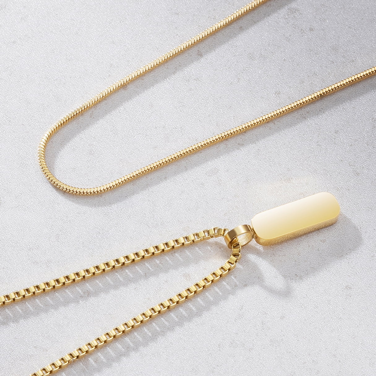 Dúo de Collares con Colgantes Minimalistas