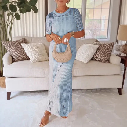 Conjunto Riviera™ con Vestido Lencero y Superposición de Encaje de Ganchillo